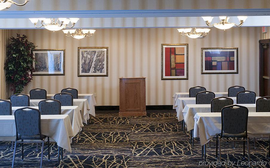 Holiday Inn Express Hotel & Suites Youngstown North-Warren/Niles By Ihg Negocio foto